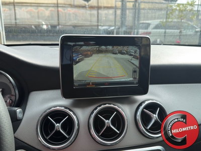 Mercedes-Benz GLA SUV 180 d Automatic Premium (20)