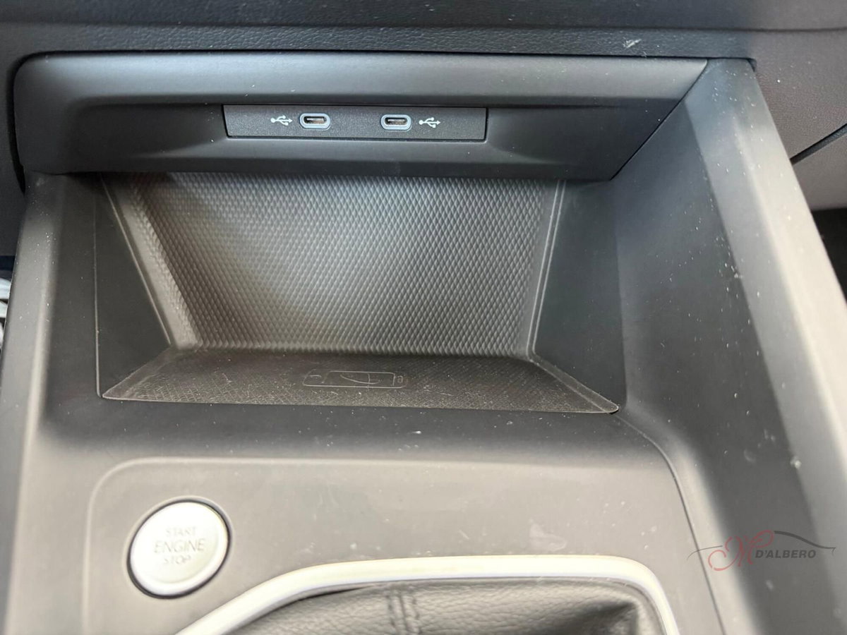 Volkswagen Golf 2.0 tdi Life 115cv (12)