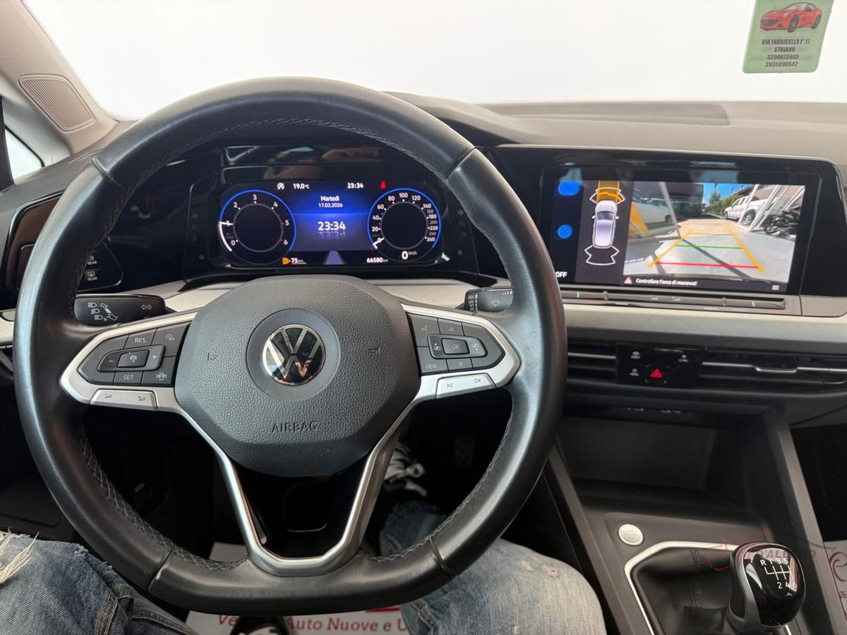 Volkswagen Golf 2.0 tdi Life 115cv (15)