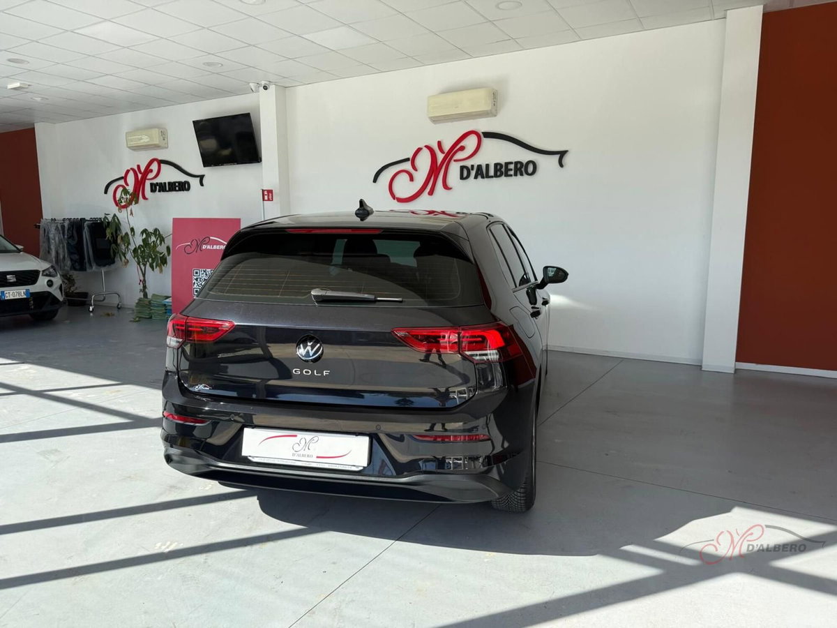 Volkswagen Golf 2.0 tdi Life 115cv (5)