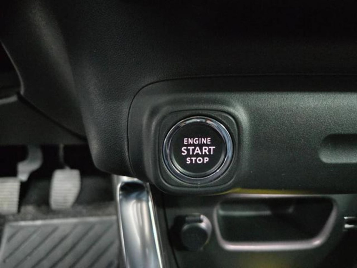 Citroen C3 Aircross BlueHDi 110 S&S Shine Pack (11)
