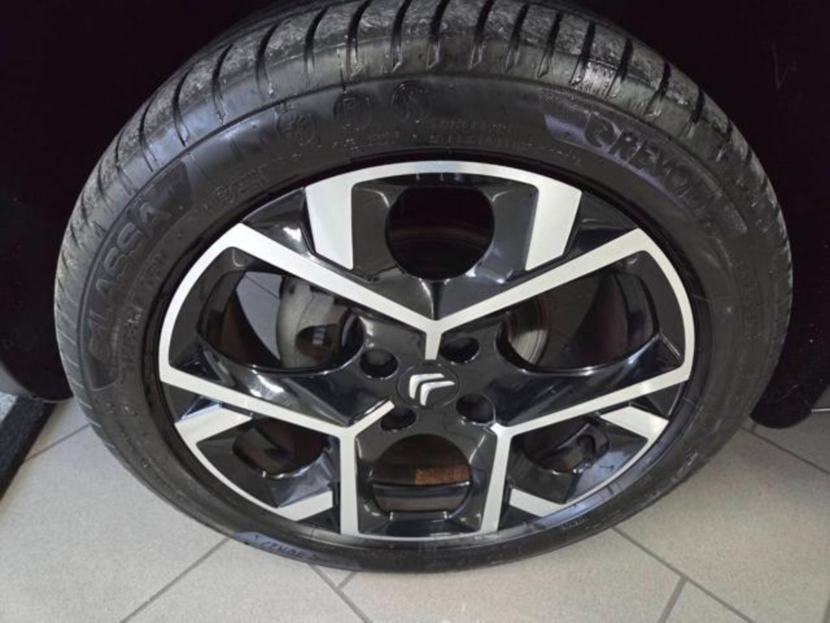 Citroen C3 Aircross BlueHDi 110 S&S Shine Pack (15)