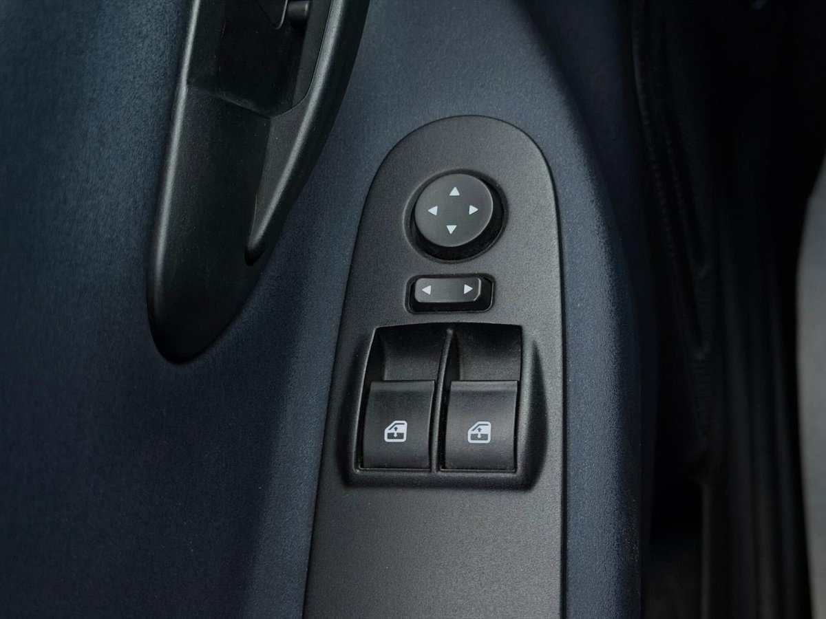 Lancia Ypsilon 1.0 FireFly 5 porte S&S Hybrid Ecochic Silver (13)