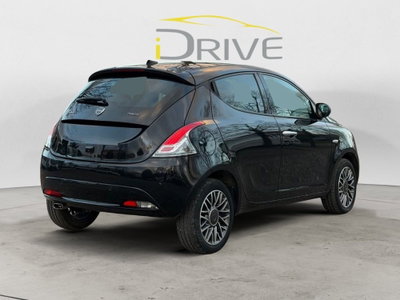 Lancia Ypsilon 1.0 FireFly 5 porte S&S Hybrid Ecochic Silver (6)