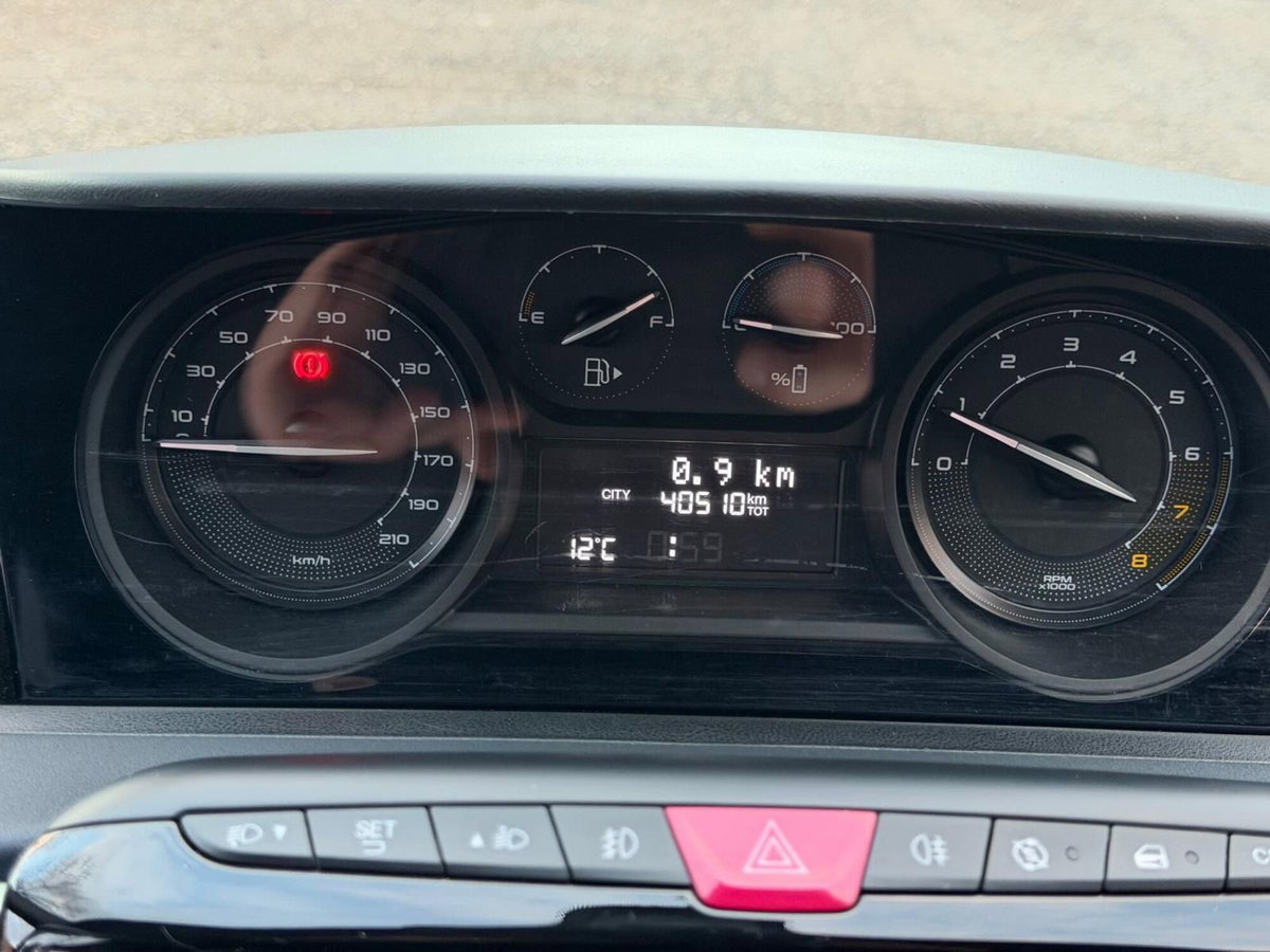 Lancia Ypsilon 1.0 FireFly 5 porte S&S Hybrid Ecochic Silver (8)