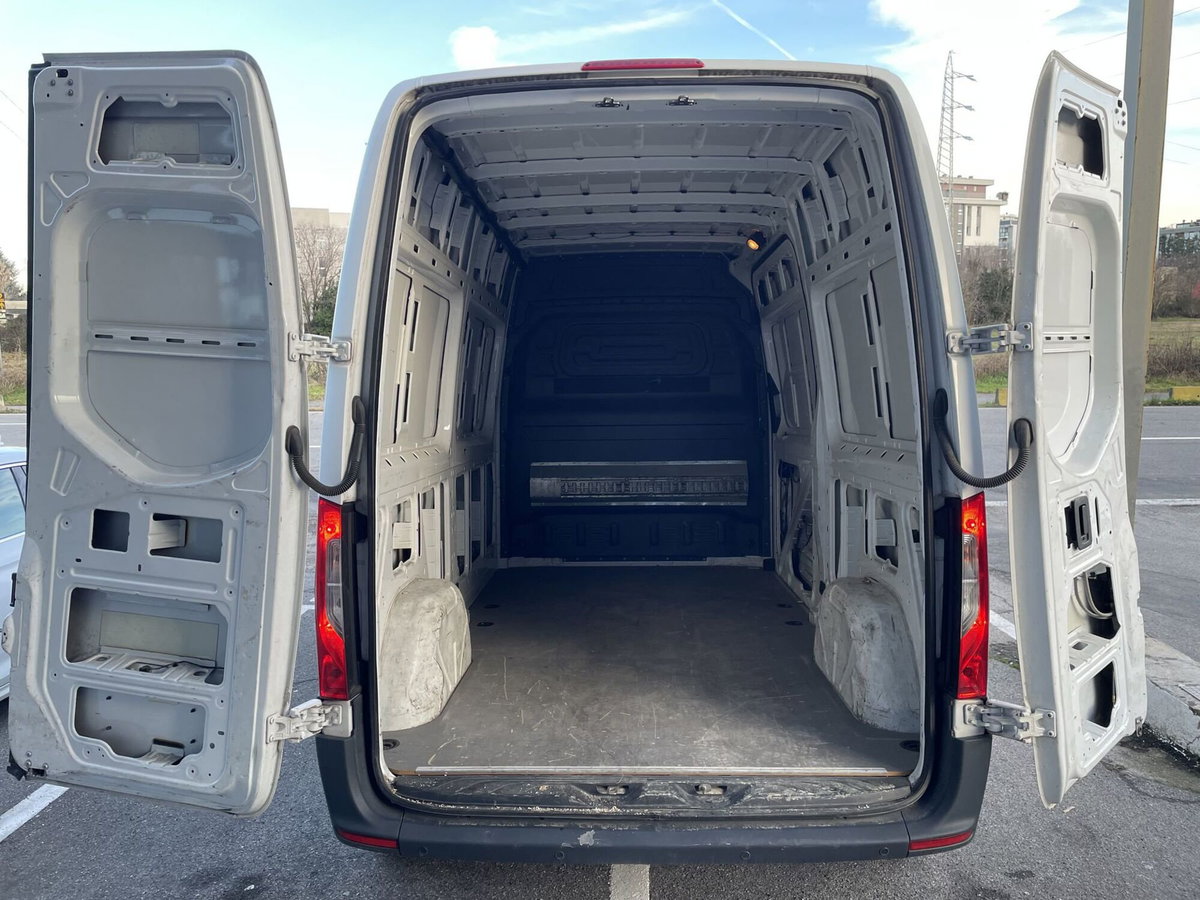 Mercedes-Benz Sprinter F37/35 311 CDI RWD TA Furgone (10)