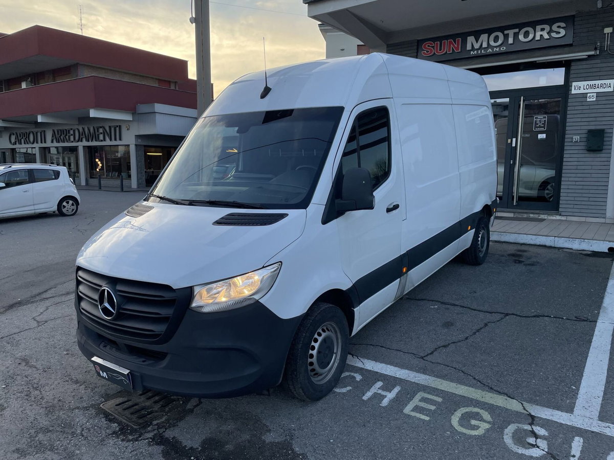 Mercedes-Benz Sprinter F37/35 311 CDI RWD TA Furgone (2)