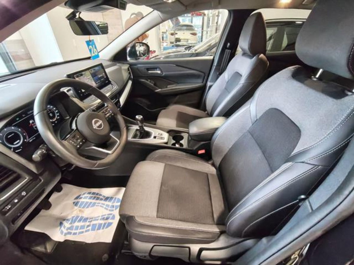 Nissan Qashqai 1.3 mhev N-Connecta 2wd 140cv (5)