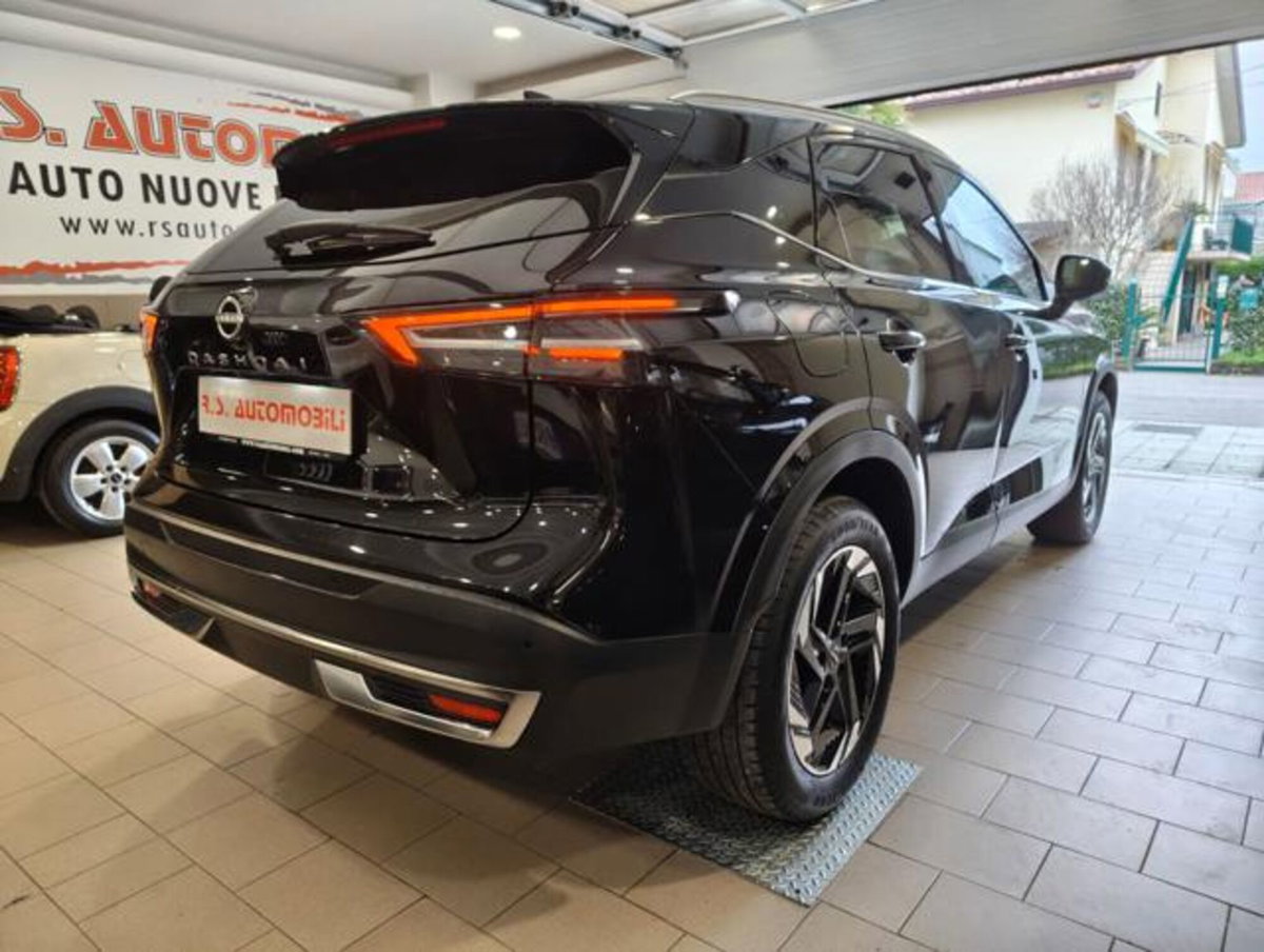 Nissan Qashqai 1.3 mhev N-Connecta 2wd 140cv (4)