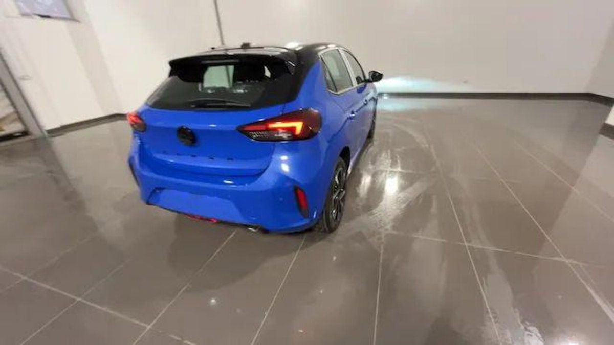 Opel Corsa 1.2 hybrid GS 100cv dct6 (3)