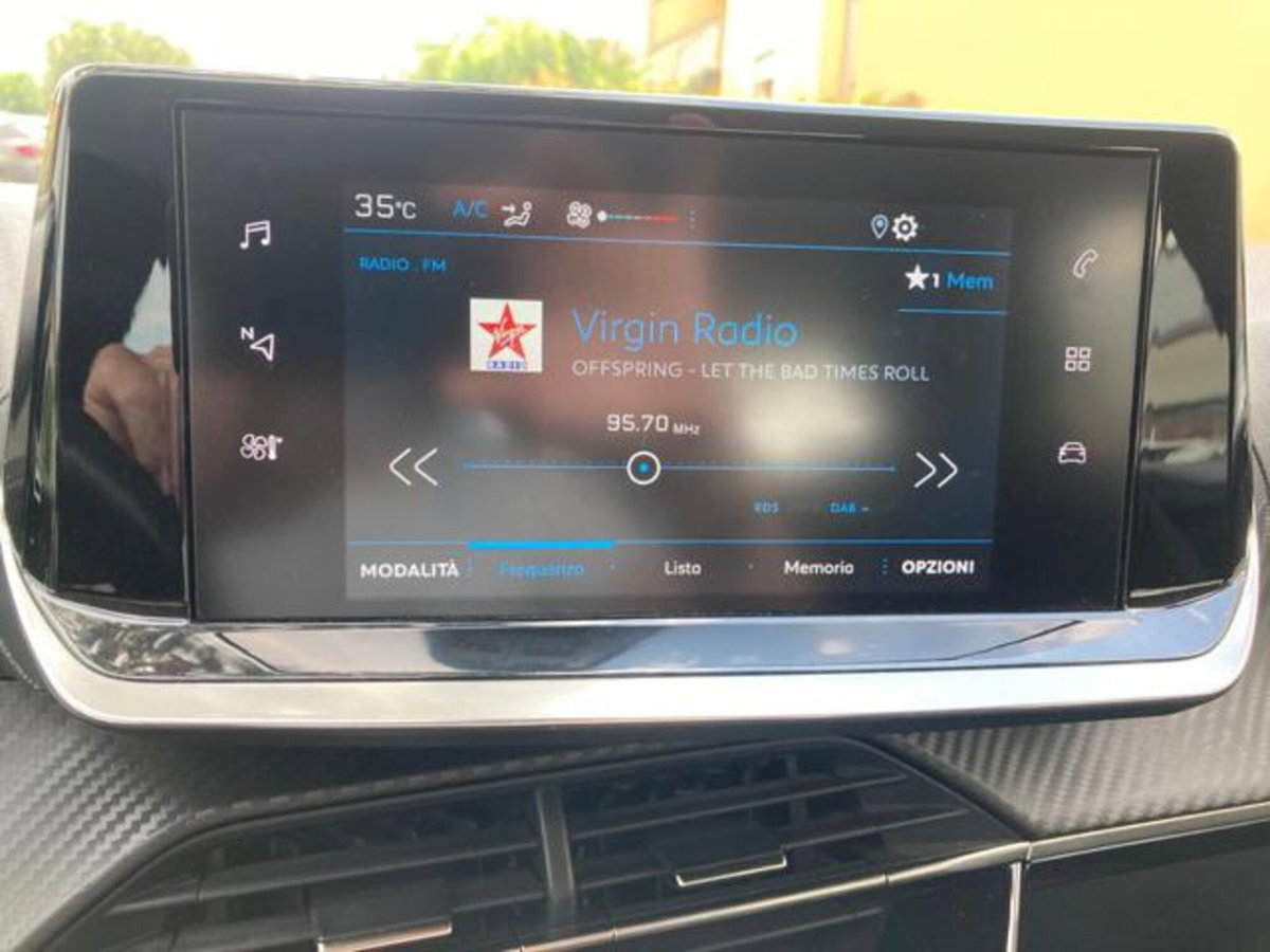 Peugeot 208 1.2 puretech Active s&s 75cv (7)