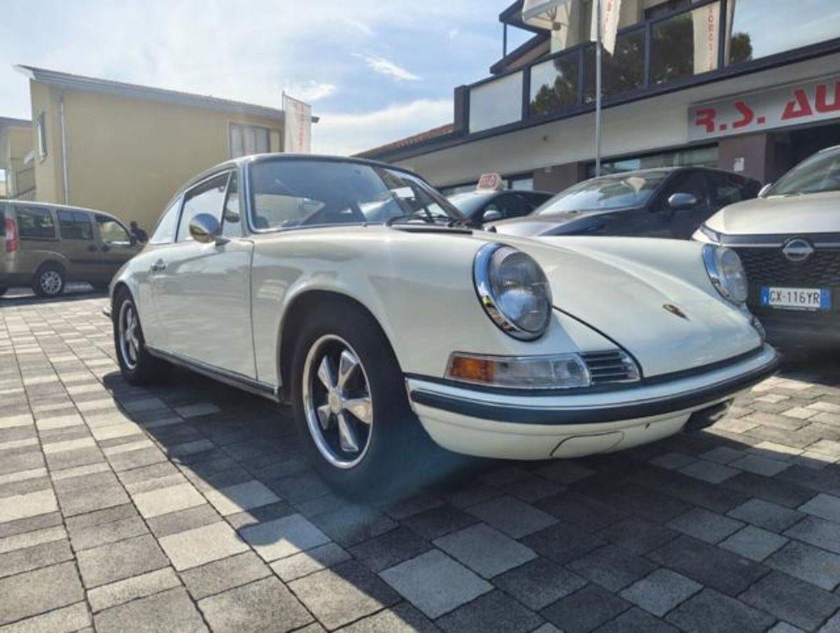 Porsche 911 Coupé S (2)