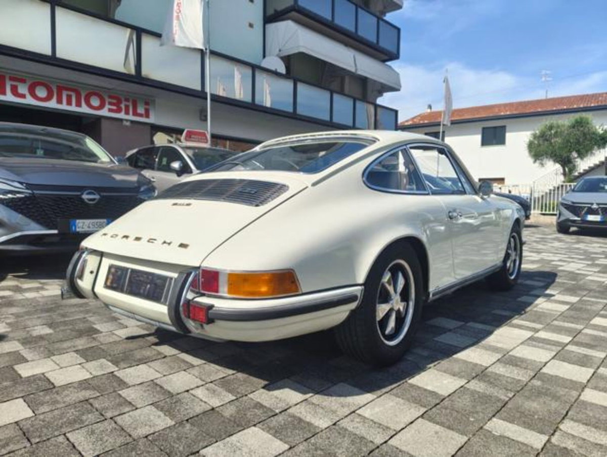 Porsche 911 Coupé S (4)