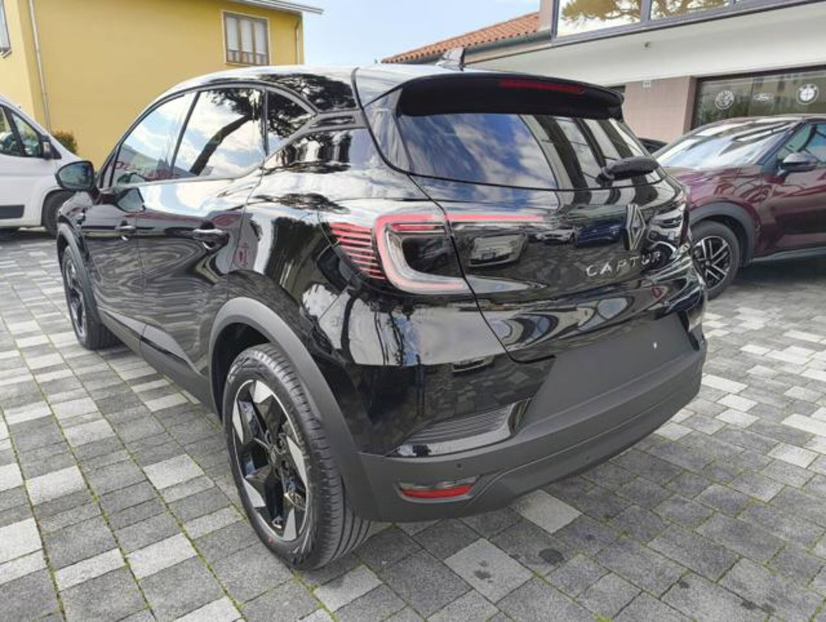 Renault Captur 1.2 eco-g Techno 120cv (4)