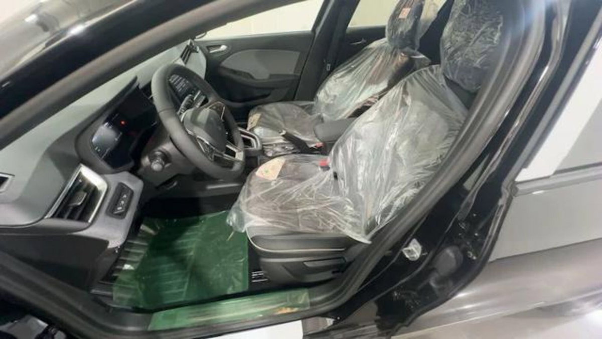Renault Clio 1.0 eco-g Techno 100cv (6)