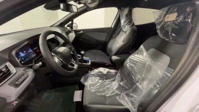 Renault Clio 1.0 eco-g Techno 100cv (5)