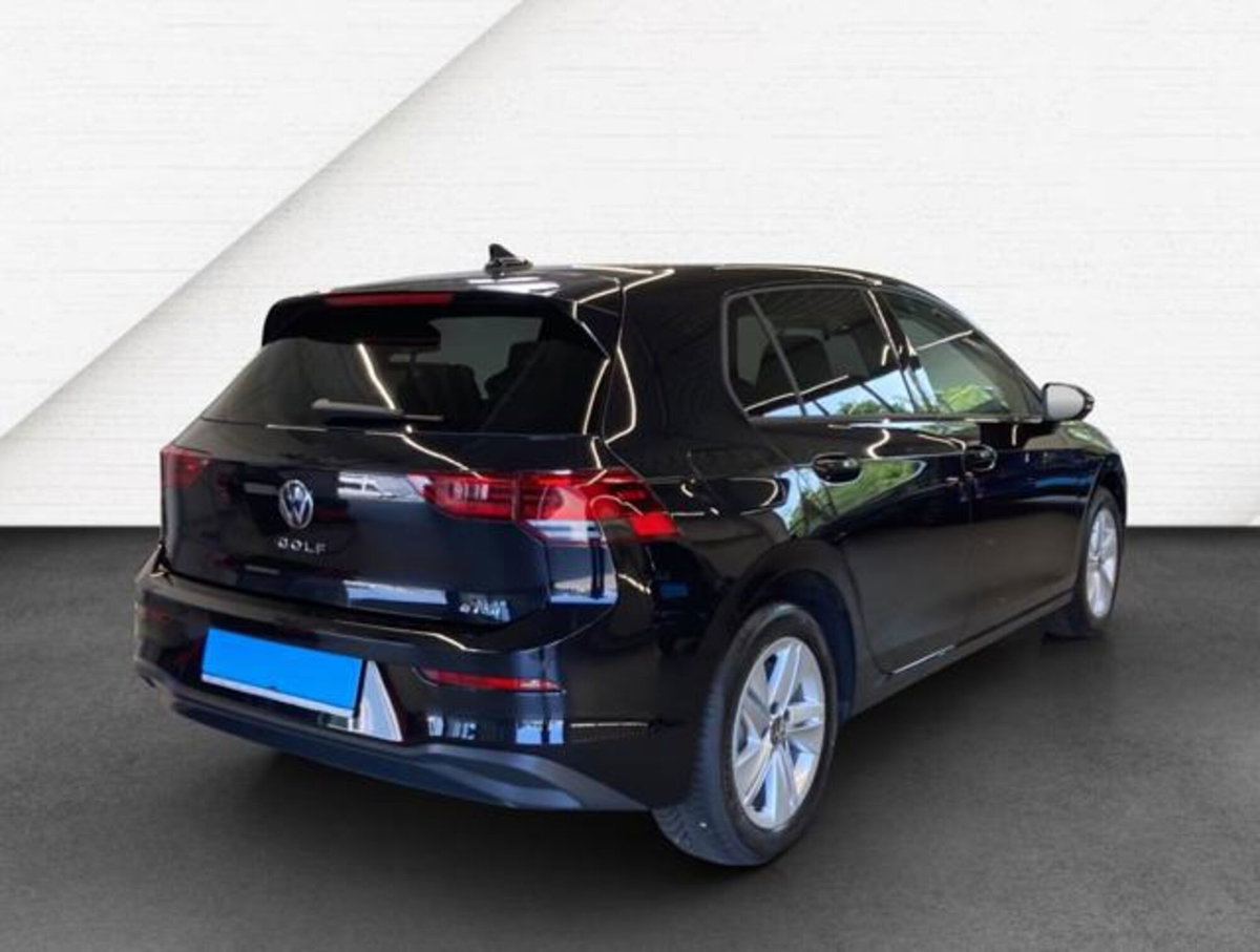 Volkswagen Golf Variant 1.0 eTSI EVO DSG Life (3)