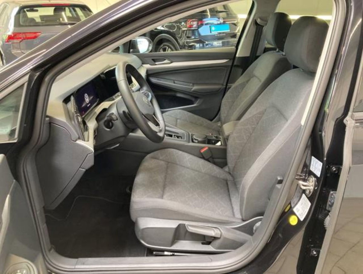 Volkswagen Golf Variant 1.0 eTSI EVO DSG Life (4)