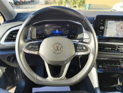 Volkswagen T-Roc 2.0 tdi Life 115cv (7)