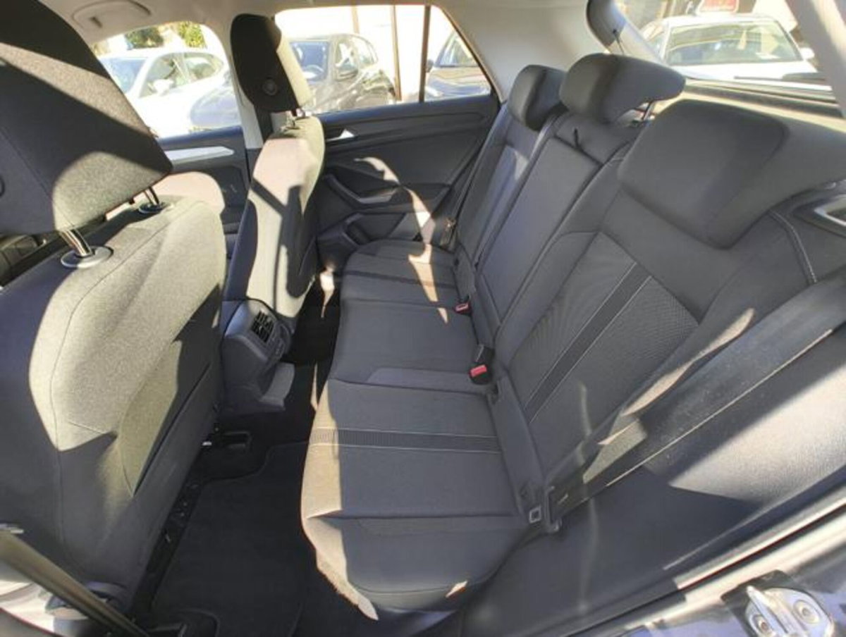 Volkswagen T-Roc 2.0 tdi Life 150cv dsg (8)