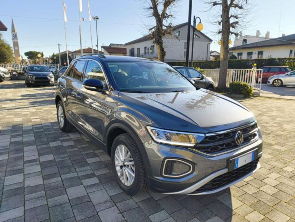 Volkswagen T-Roc 2.0 tdi Life 150cv dsg (2)