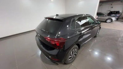 Volkswagen Polo 1.0 Edition 80cv (4)