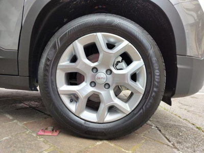 Jeep Avenger 1.2 turbo Altitude fwd 100cv (14)