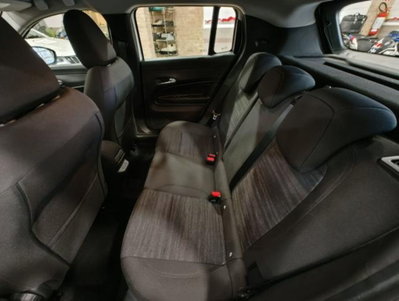 Jeep Avenger 1.2 turbo Altitude fwd 100cv (6)