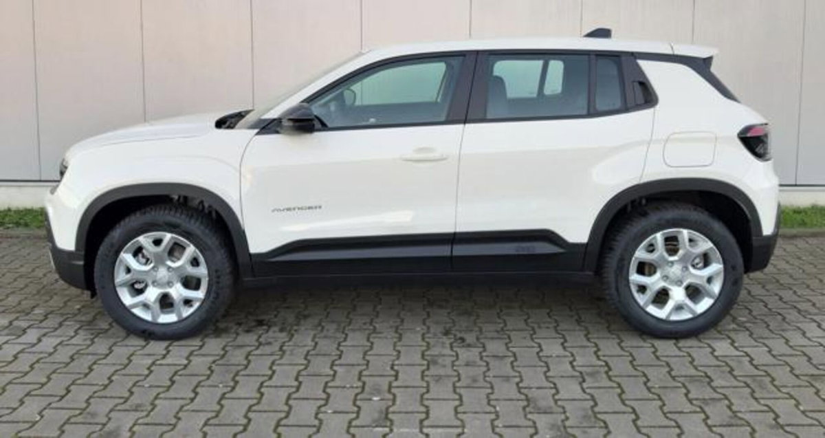 Jeep Avenger 1.2 turbo Altitude fwd 100cv (2)