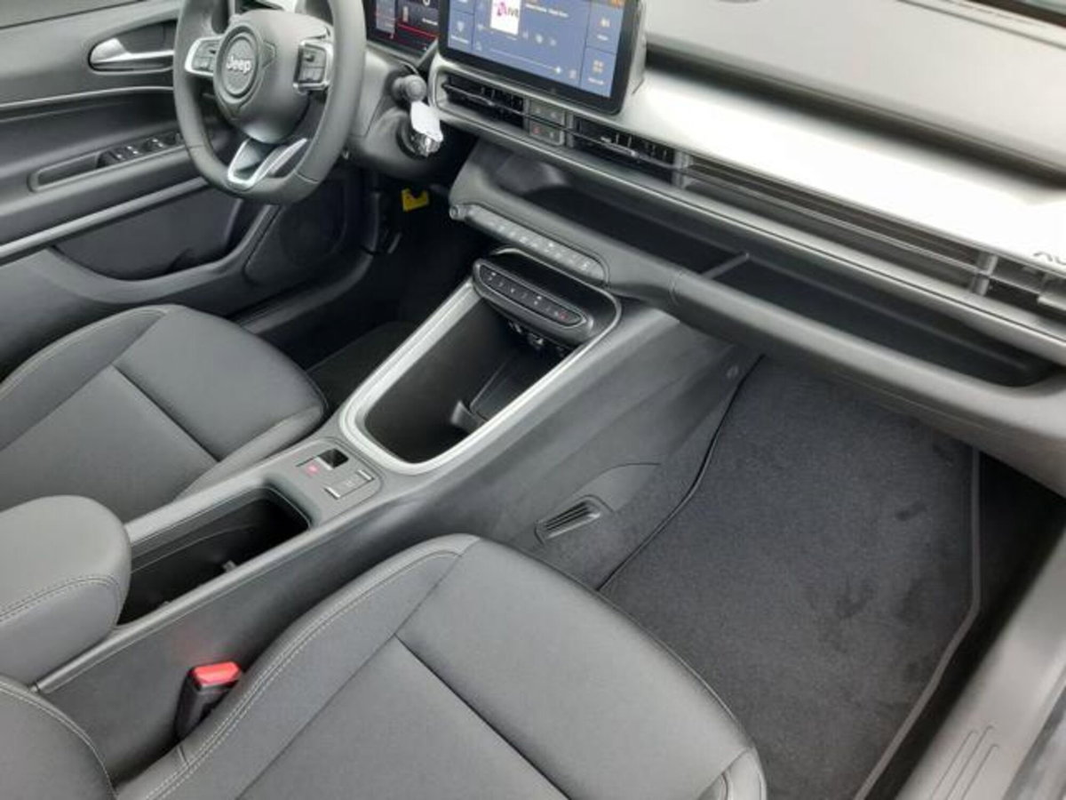 Jeep Avenger 1.2 turbo Altitude fwd 100cv (5)