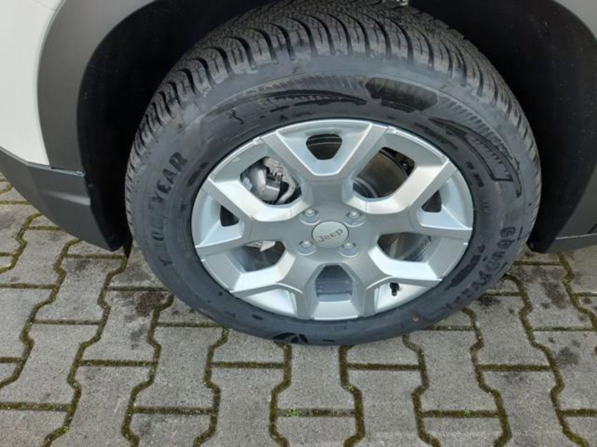 Jeep Avenger 1.2 turbo Altitude fwd 100cv (9)