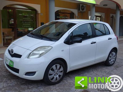 Toyota Yaris 1.0 5 porte usata