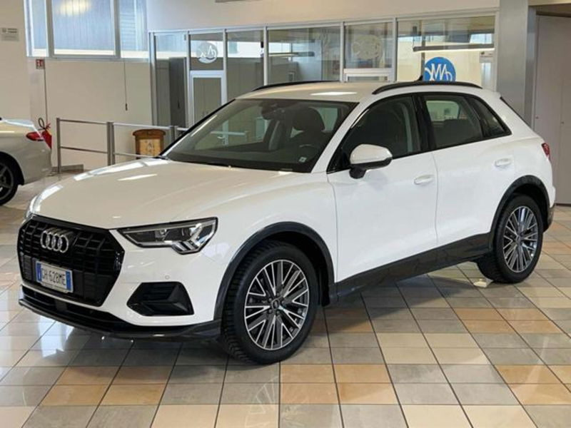 Audi Q3 35 TFSI S tronic Business Advanced