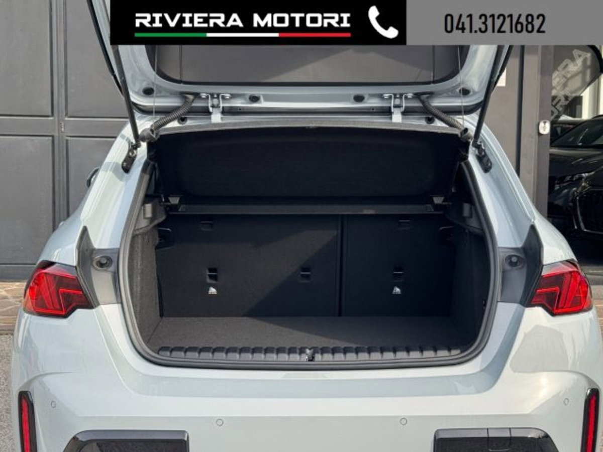 BMW Serie 1 120 48V MSport Pro auto (9)