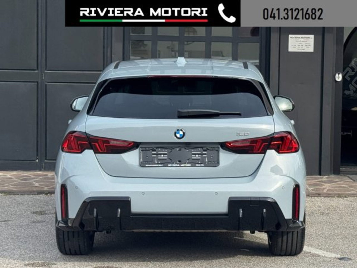 BMW Serie 1 120 48V MSport Pro auto (10)