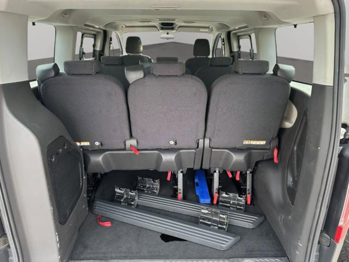 Ford Tourneo Custom 310 2.0 TDCi 105CV PC Trend (14)