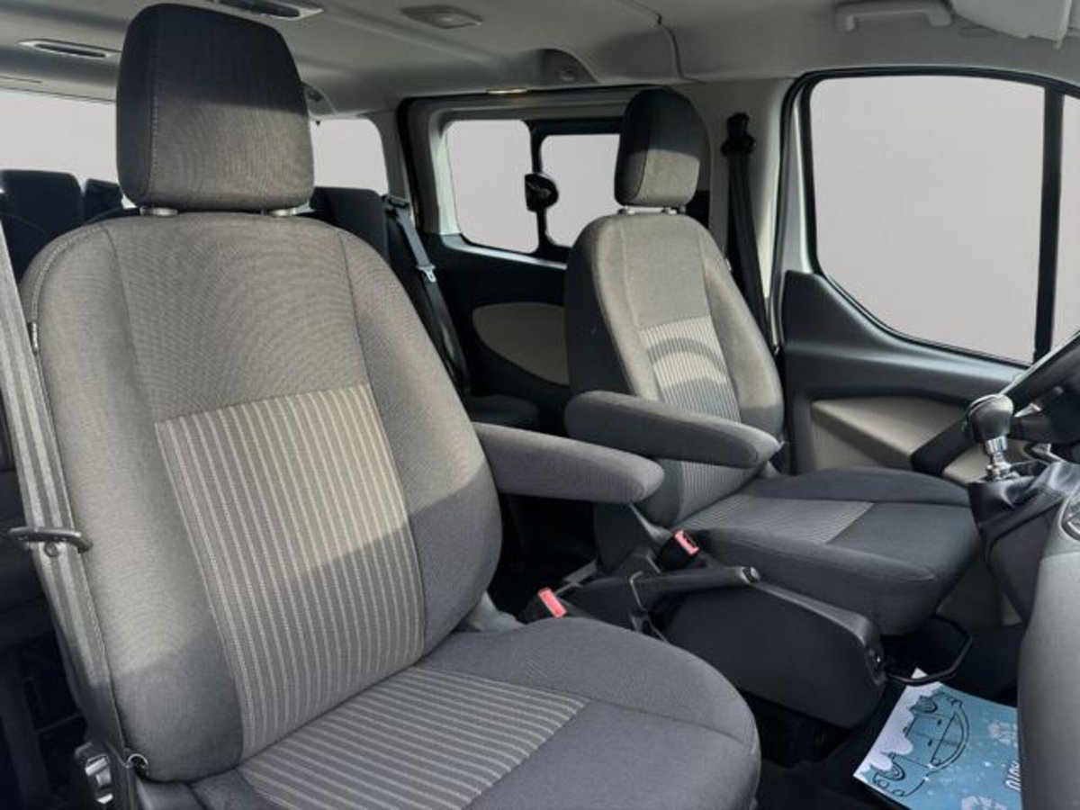 Ford Tourneo Custom 310 2.0 TDCi 105CV PC Trend (15)