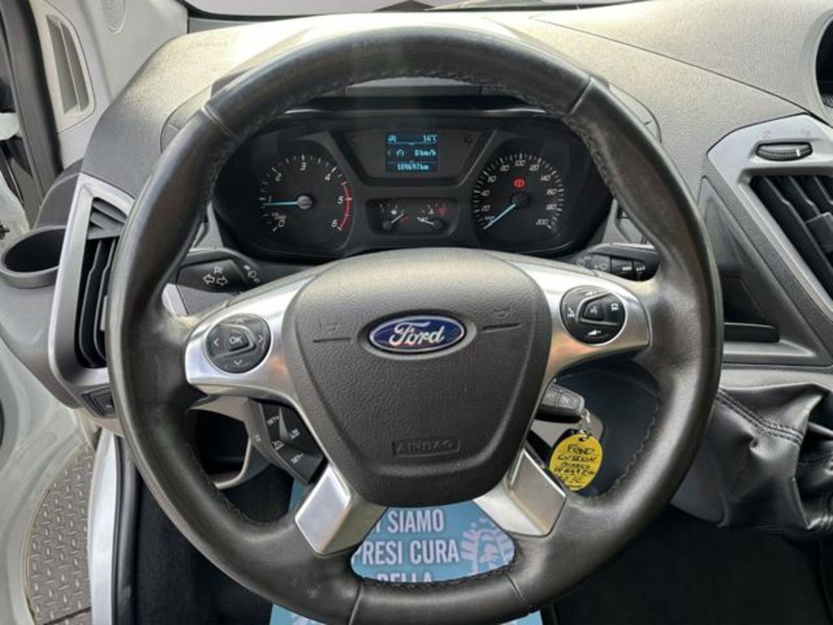 Ford Tourneo Custom 310 2.0 TDCi 105CV PC Trend (8)