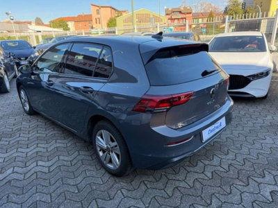 Volkswagen Golf 1.5 eTSI 130 CV EVO ACT DSG Life (9)