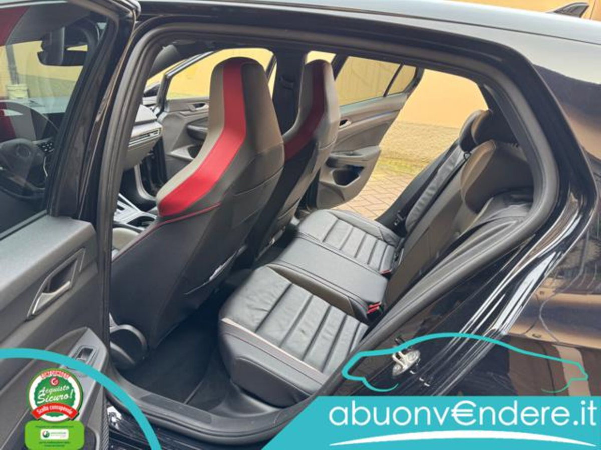 Volkswagen Golf 2.0 TSI GTI DSG (12)