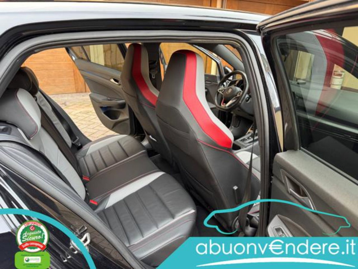 Volkswagen Golf 2.0 TSI GTI DSG (13)