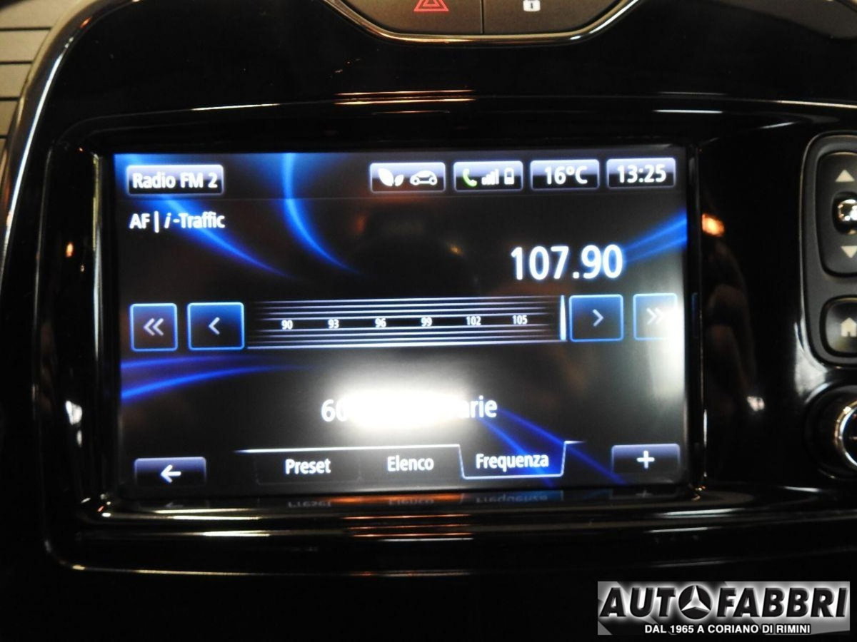Renault Captur 1.5 dCi 8V 90 CV Start&Stop Energy R-Link (17)