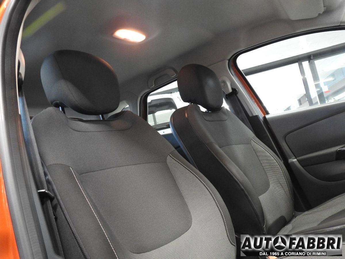 Renault Captur 1.5 dCi 8V 90 CV Start&Stop Energy R-Link (9)