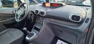 Citroen C3 Picasso BlueHDi 100 Exclusive (17)