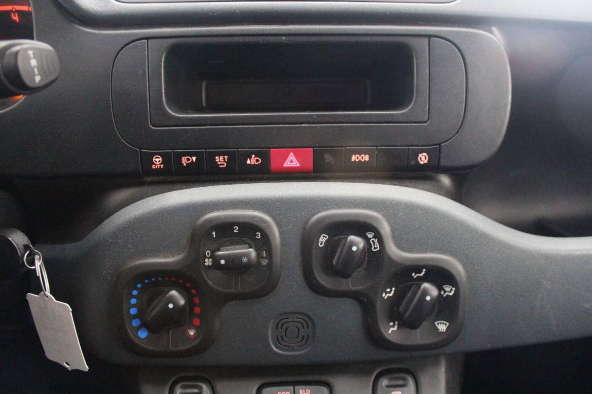 Fiat Panda 0.9 TwinAir Turbo S&S 4x4 Pop Van 2 posti (12)