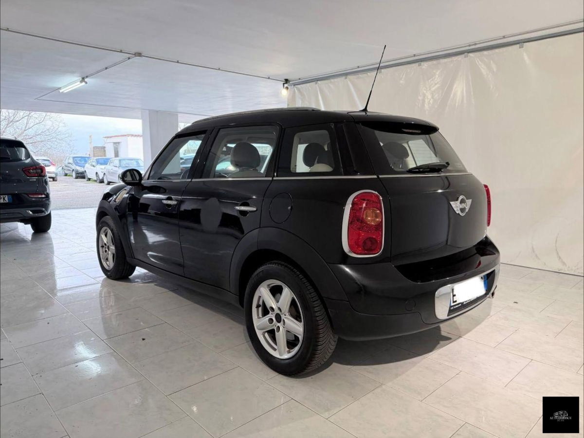 MINI Mini Countryman 1.6 Cooper D Countryman (11)