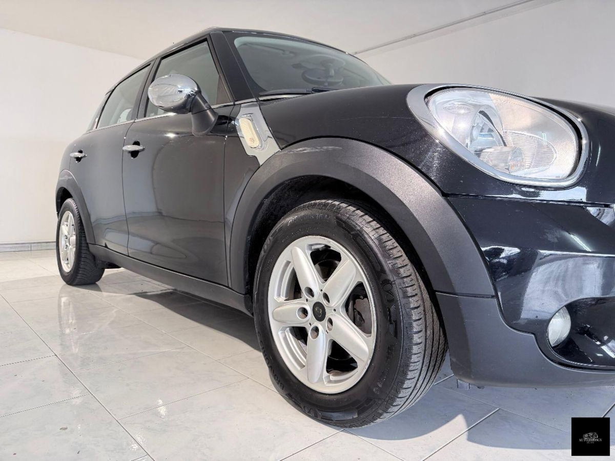 MINI Mini Countryman 1.6 Cooper D Countryman (2)