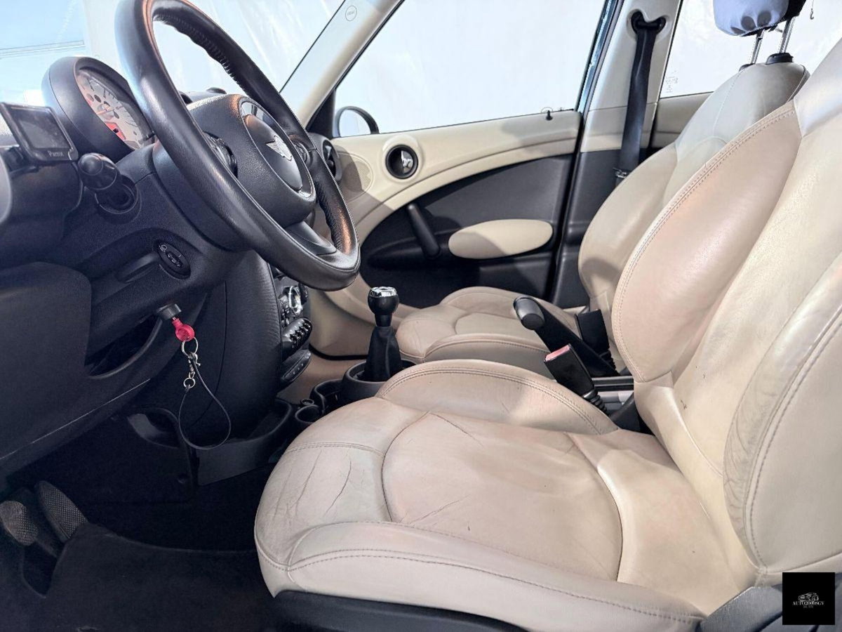 MINI Mini Countryman 1.6 Cooper D Countryman (8)