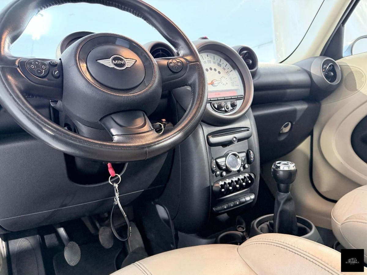 MINI Mini Countryman 1.6 Cooper D Countryman (9)