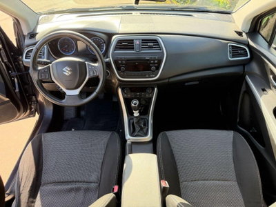 Suzuki S-Cross 1.6 DDiS Top (10)